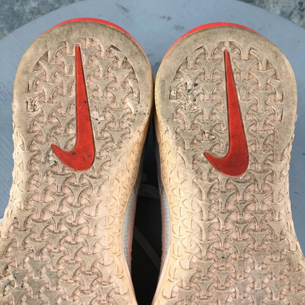 Nike Women's Size 7 Metcon DSX Flyknit 2 Grey White Peach Sneakers 924595-102